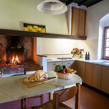 Fattoria Il Lago Dicomano Room photo